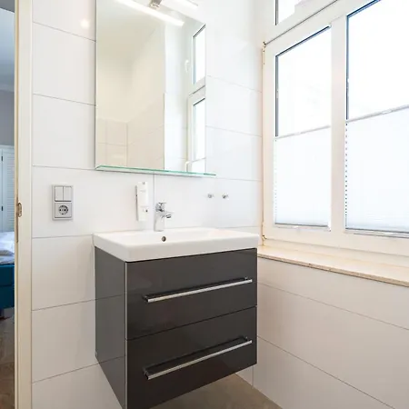 Apartment Albertine App 01 *